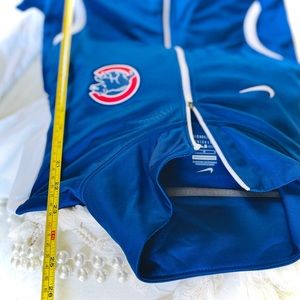 NIKE | M | Women’s Cubs Navy Blue White Full Zip Lightweight Zip Up Jacket